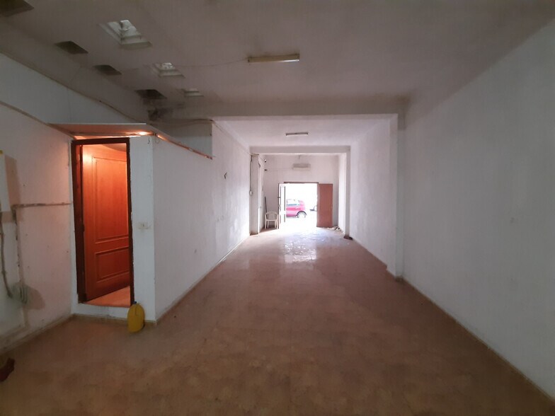 Carrer Albuixarres, 53, Alzira, Valencia for lease - Building Photo - Image 3 of 13