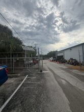 1077 Derbyshire Rd, Daytona Beach, FL for lease Interior Photo- Image 2 of 2