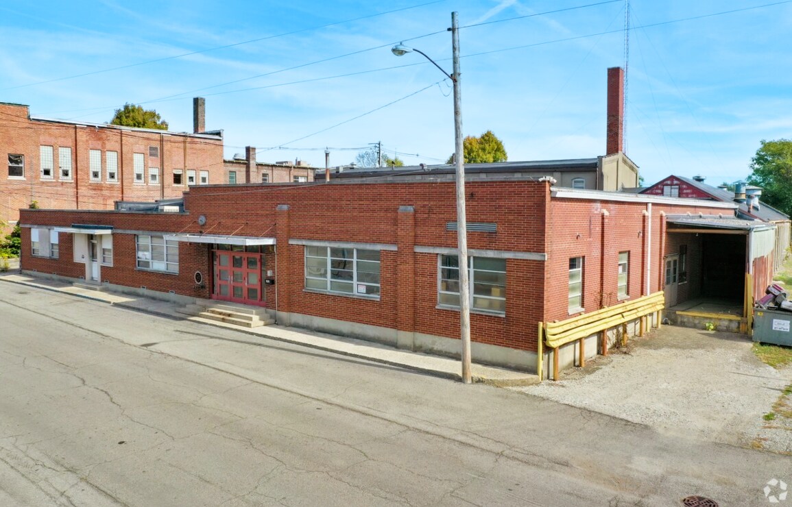 1416 Lincoln St, Anderson, IN à louer Photo du bâtiment- Image 1 de 5