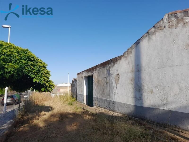 Land in Mérida, Badajoz for sale Building Photo- Image 1 of 8
