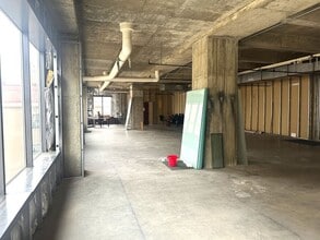 1 S Main St, Dayton, OH for lease Interior Photo- Image 2 of 3