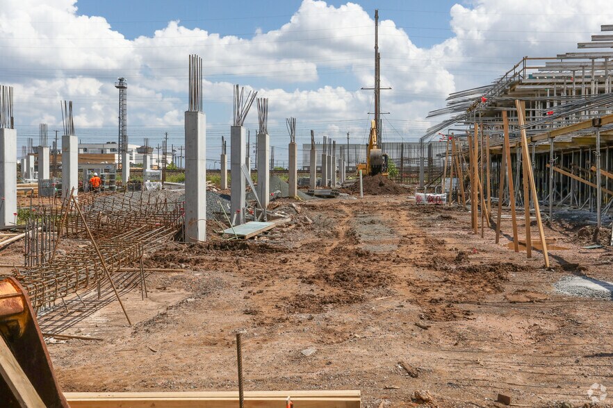 1001 W Elizabeth Ave, Linden, NJ à louer - Photo du bâtiment - Image 2 de 6