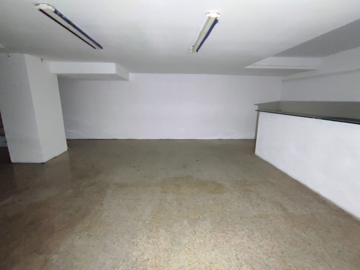 L'Hospitalet de Llobregat, BAR 08901 - Unité 01 - - Photo intérieure - Image 1 of 9