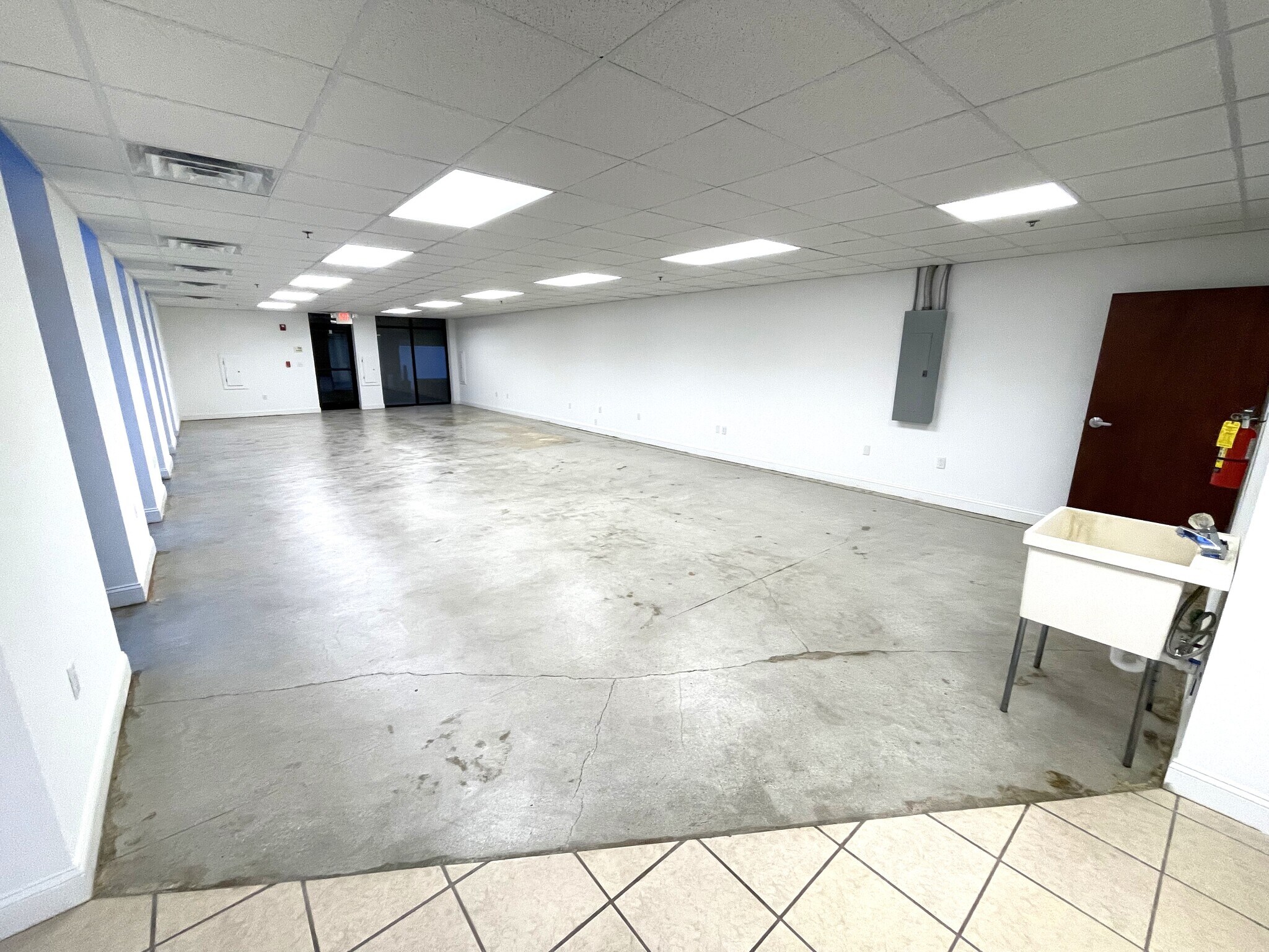 855 Gaines School Rd, Athens, GA à louer Photo intérieure- Image 1 de 5