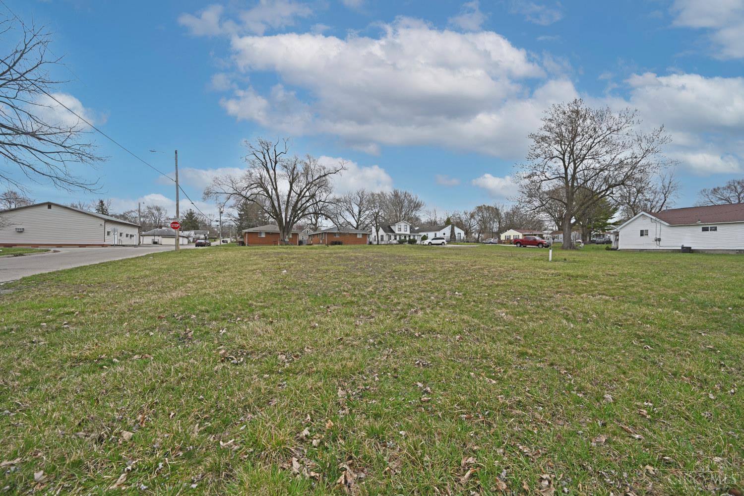 1807 Montgomery ave, Fairborn, OH for sale Primary Photo- Image 1 of 3