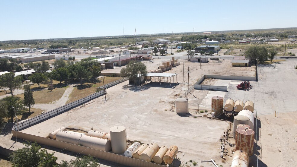 2210 W Marland St, Hobbs, NM à vendre - Photo du bâtiment - Image 2 de 19