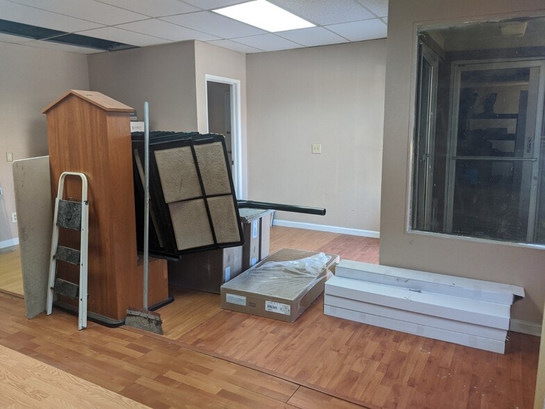 108-124 Medburn St, Concord, CA for lease - Interior Photo - Image 3 of 5
