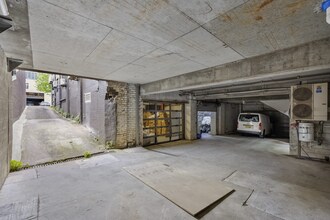 22 Fred St, Lilyfield for lease Interior Photo- Image 2 of 5