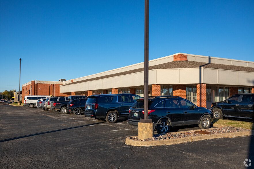 1422 E 71st St, Tulsa, OK à louer - Photo principale - Image 1 de 44