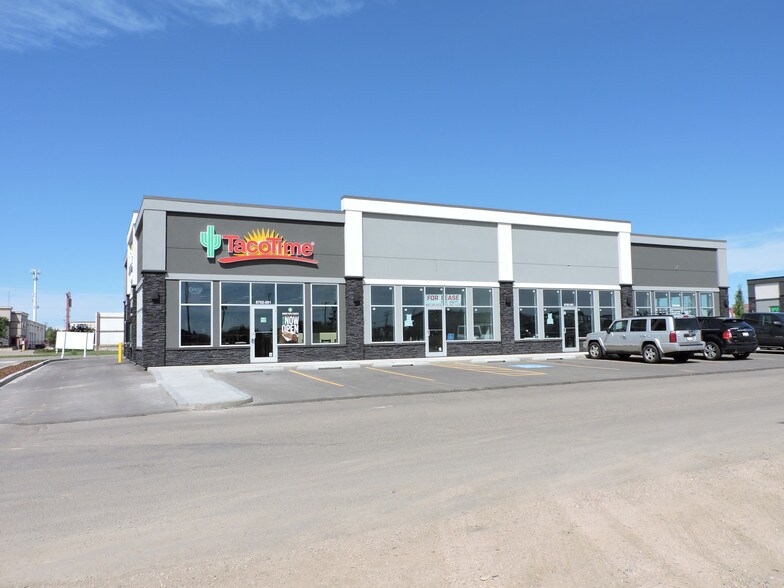 6702 Golden West Ave, Red Deer, AB à vendre - Photo principale - Image 1 de 1