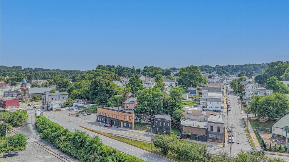 151 N Main St, Pittston, PA for sale - Building Photo - Image 2 of 13