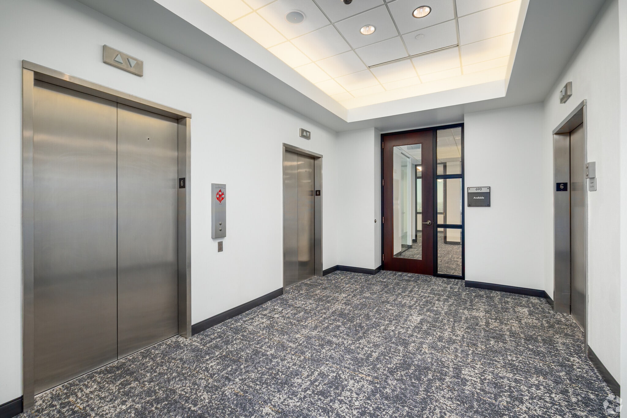 400 S Colorado Blvd, Denver, CO for lease Interior Photo- Image 1 of 4