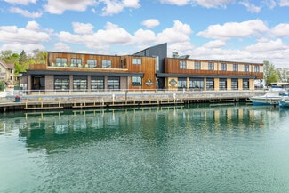 More details for 305 E Washington St, Port Washington, WI - Retail for Lease