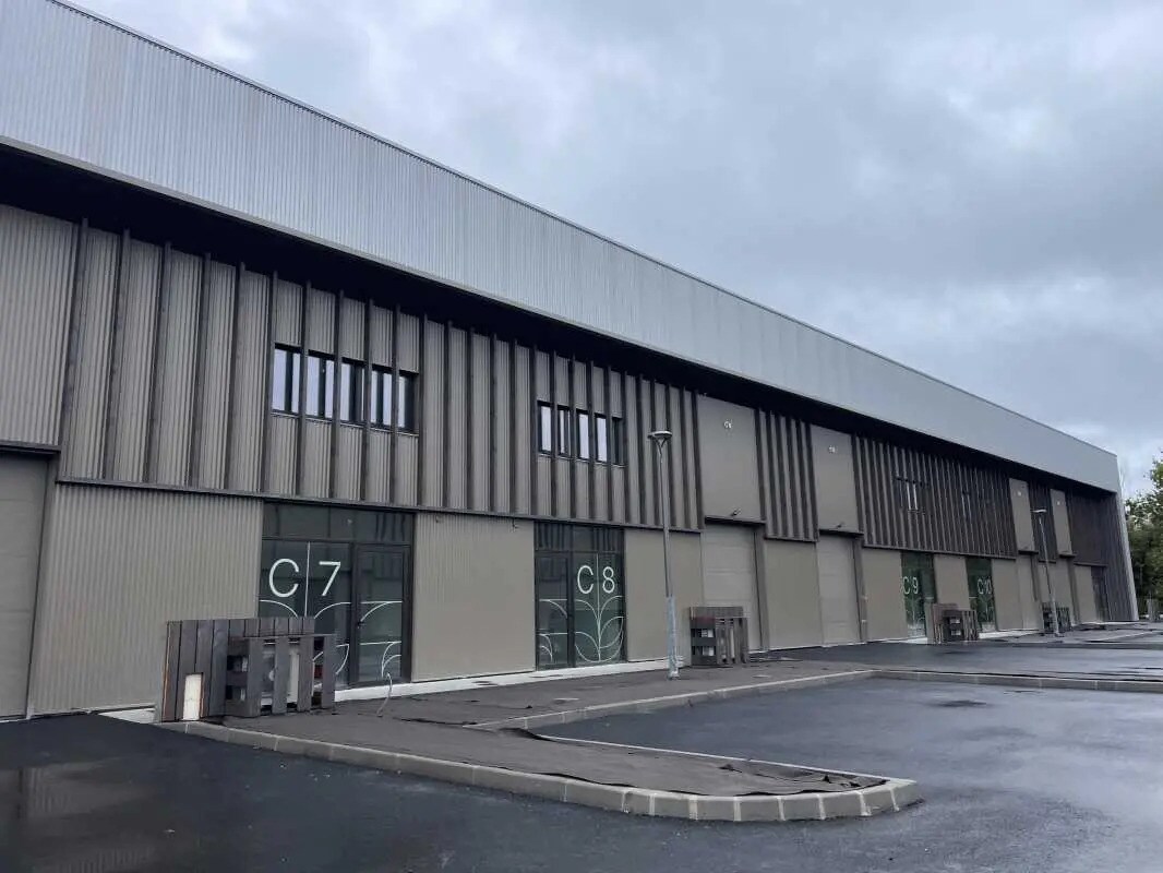 Office in Mérignac for lease Building Photo- Image 1 of 18