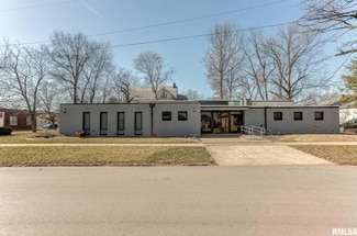 More details for 104 N Pine St, Centralia, IL - Specialty for Sale