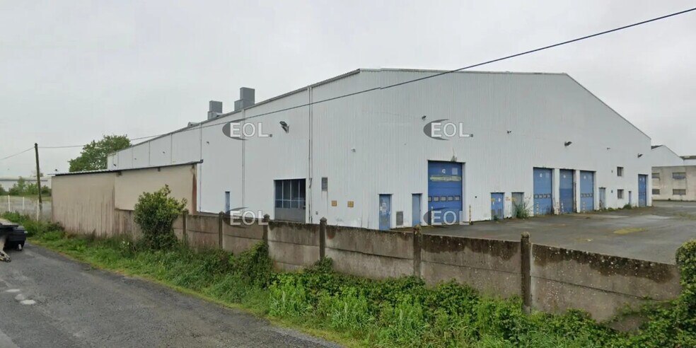 7058 Rue De L'Atlantique, Nort-sur-Erdre à vendre - Photo du bâtiment - Image 2 de 3