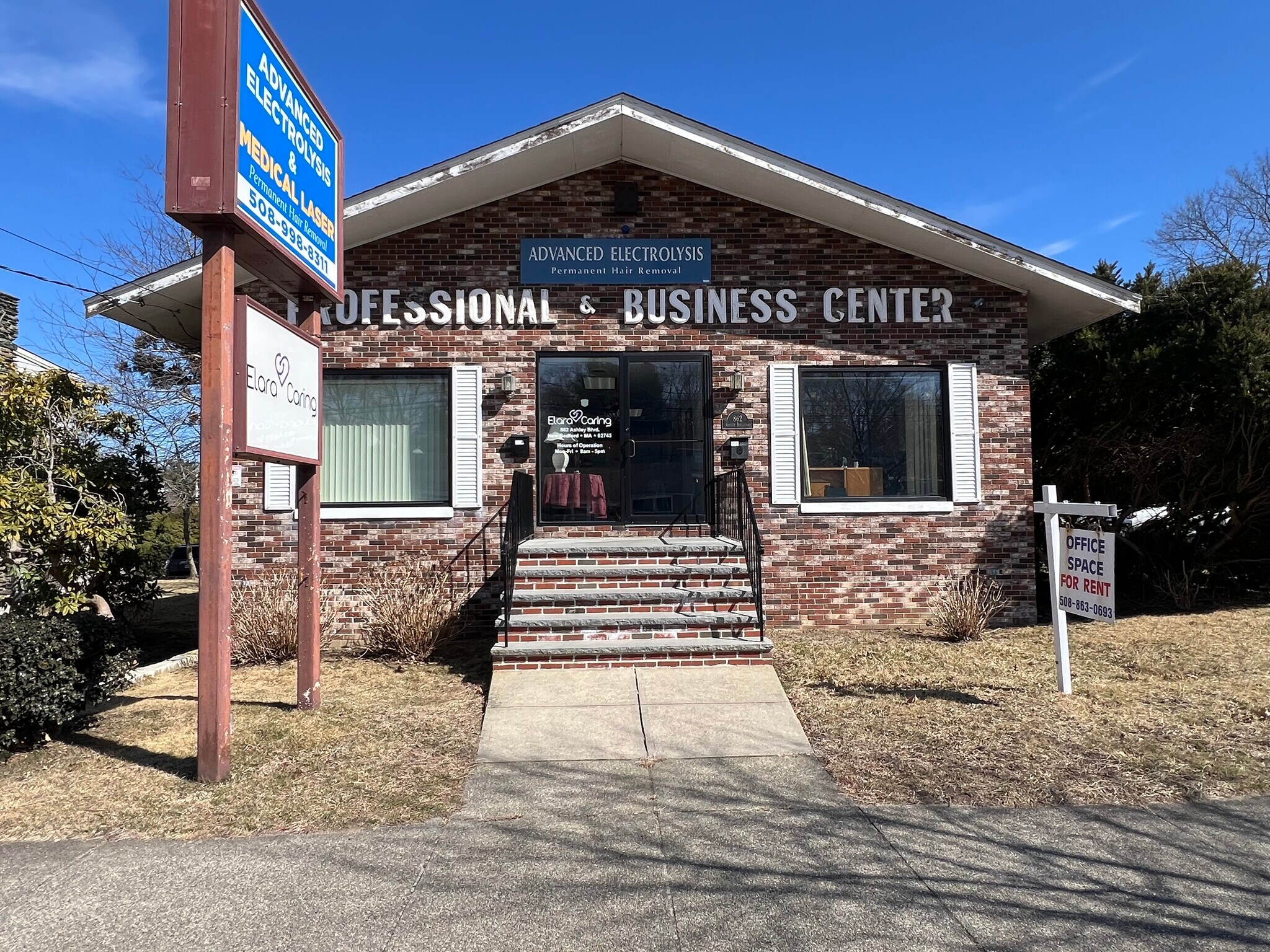 862 Ashley Blvd, New Bedford, MA à louer Photo du bâtiment- Image 1 de 4