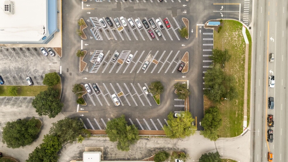 5720 N Hiawassee Rd, Orlando, FL for sale - Building Photo - Image 1 of 6