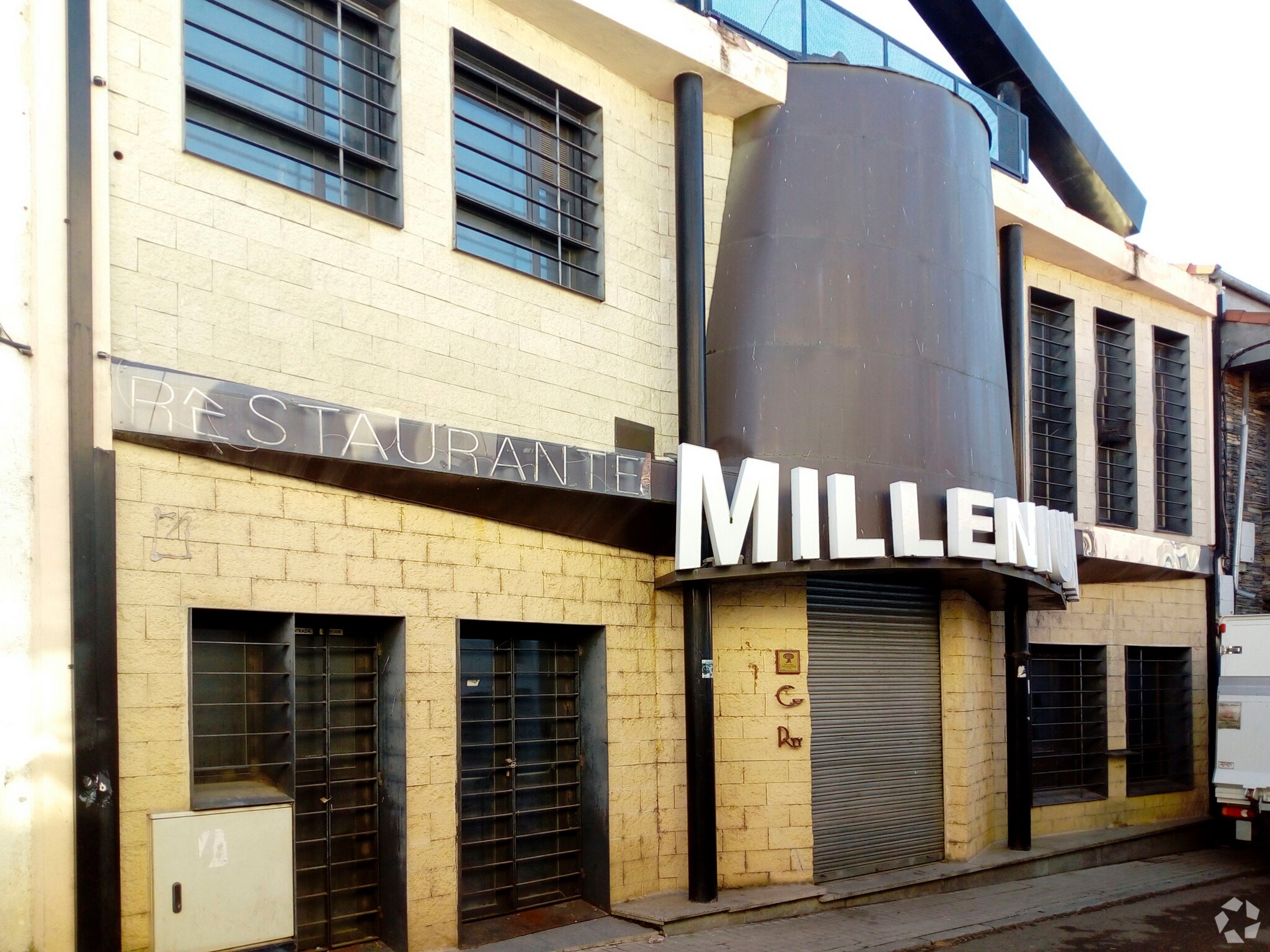 Commerce de détail dans Cantalejo, Segovia à vendre Photo principale- Image 1 de 9