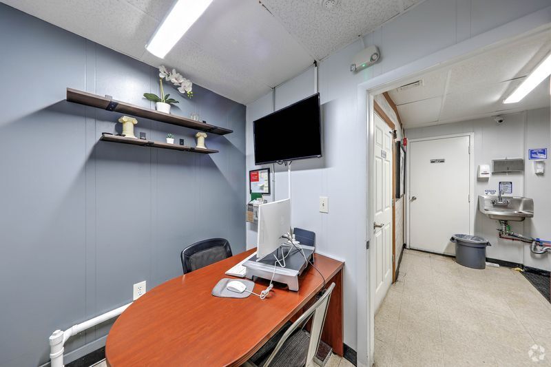 834-836 Admiral St, Providence, RI à vendre - Photo intérieure - Image 2 de 25