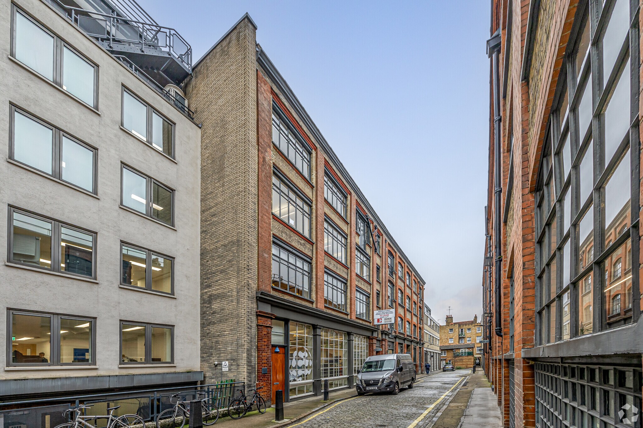 11-15 Emerald St, Londres à louer Photo principale- Image 1 de 100