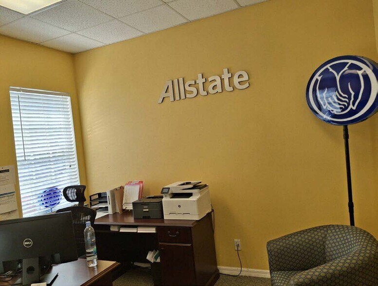 2517 Seven Springs Blvd, New Port Richey, FL à vendre - Photo du bâtiment - Image 2 de 6