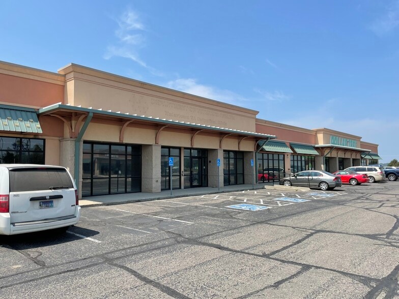 911 29th St SE, Watertown, SD for lease - Building Photo - Image 2 of 16