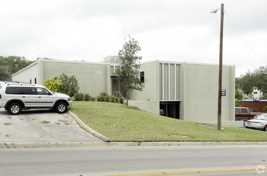 410-412 W Rhapsody Dr, San Antonio, TX for lease - Primary Photo - Image 1 of 3