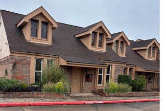 More details for 6910 Bellaire Blvd, Houston, TX - Office for Sale