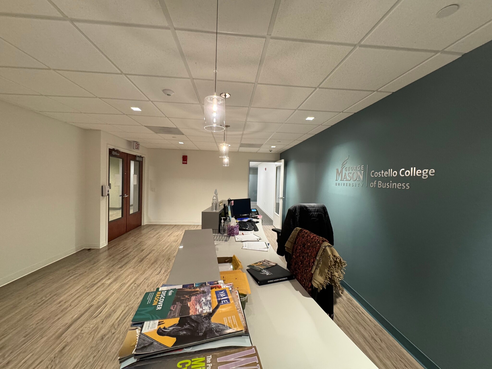 9900 Main St, Fairfax, VA à louer Photo intérieure- Image 1 de 4