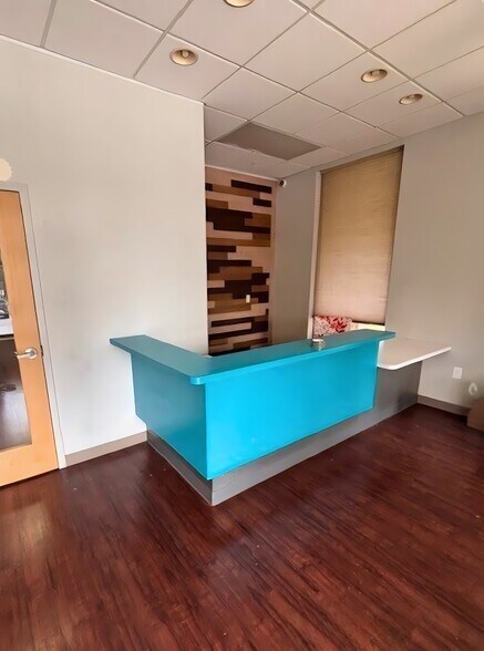 502 Lantana Dr, Hockessin, DE for lease - Interior Photo - Image 2 of 4