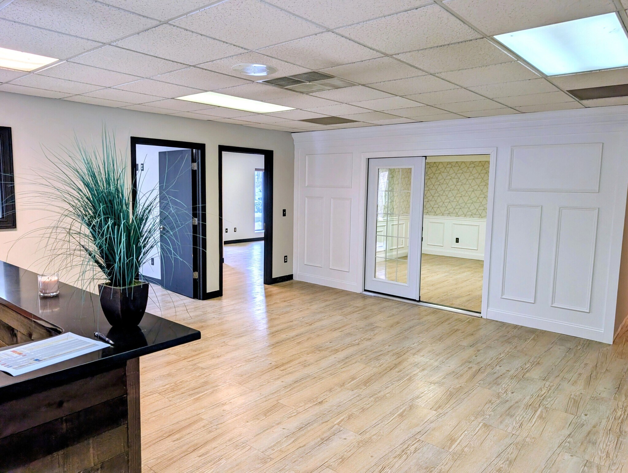 15-43 Falls Ave, Oakville, CT à louer Photo intérieure- Image 1 de 4