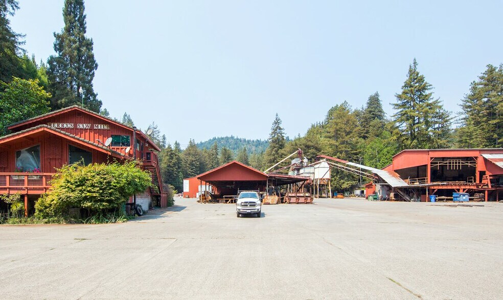 23640 Highway 116, Cazadero, CA à vendre - Photo du bâtiment - Image 3 de 10
