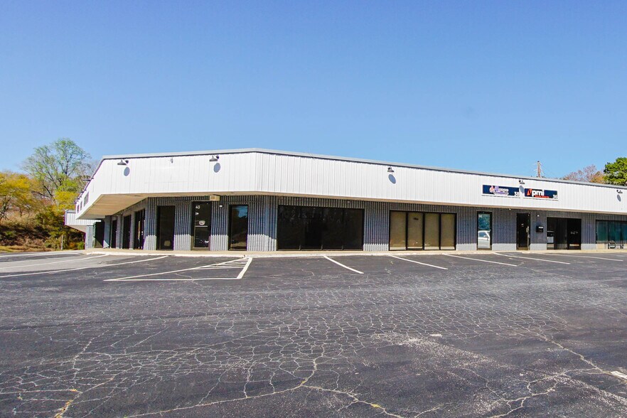 101 Kenwood Rd, Fayetteville, GA à louer - Photo du bâtiment - Image 3 de 5