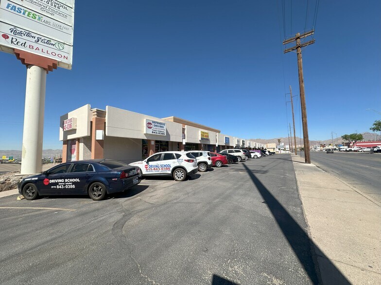 5730-5750 Trowbridge, El Paso, TX à louer - Photo du bâtiment - Image 3 de 9