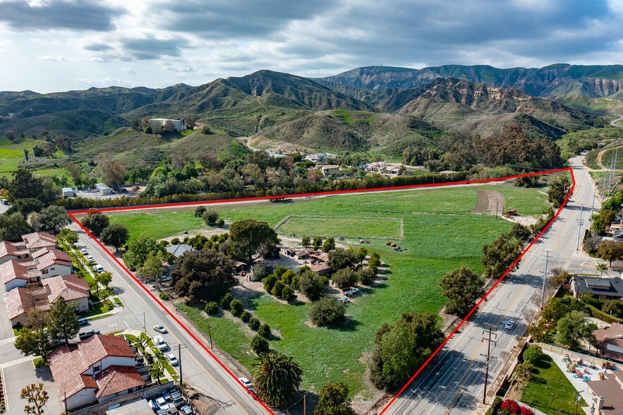 3941 Walnut Ave, Simi Valley, CA for sale - Primary Photo - Image 2 of 12
