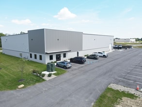 0 W CR 800 S, Pendleton, IN à louer Photo du bâtiment- Image 2 de 4