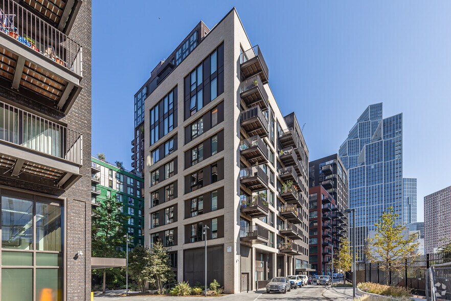 2 Ravine Way, Londres à louer - Photo principale - Image 3 de 4