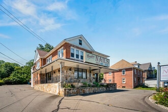 238 New Britain Rd, Berlin, CT à louer Photo intérieure- Image 2 de 45