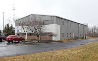 8325 N Green Meadows Dr, Lewis Center OH - Warehouse