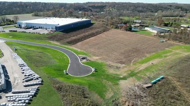 5091 Champions Way, Milford, OH à vendre - Vidéo sur l’inscription commerciale - Image 2 de 6
