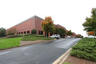 70 Crestridge Dr, Suwanee GA - Warehouse