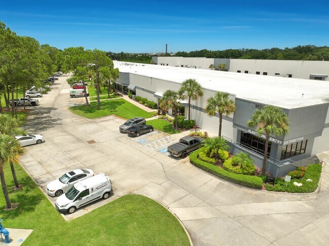 More details for 9862-9876 Currie Davis Dr, Tampa, FL - Industrial for Lease