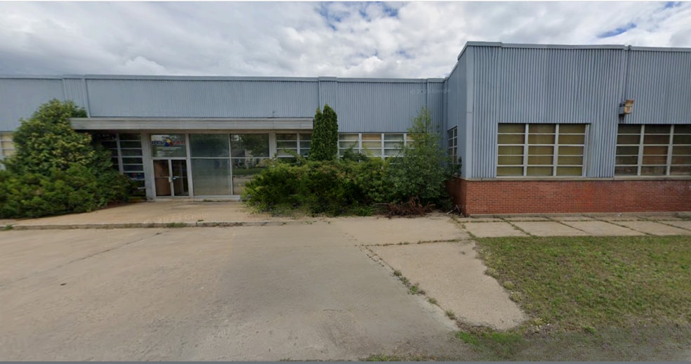 103 N 12 St, Gladstone, MI for sale - Building Photo - Image 3 of 16