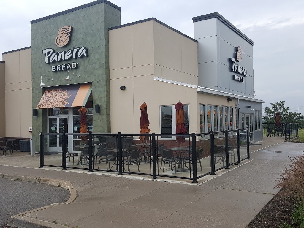 2575 Eglinton Ave W, Mississauga, ON for sale Primary Photo- Image 1 of 1