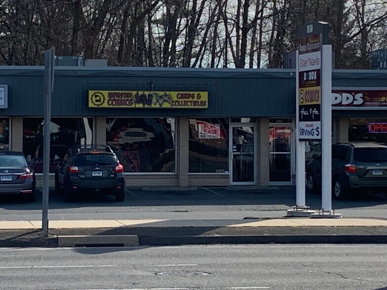 854 Farmington Ave, Bristol, CT à vendre - Photo du bâtiment - Image 1 de 1