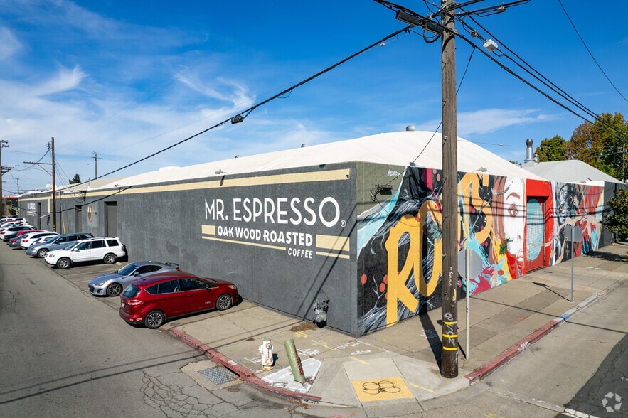 325 Martin Luther King Jr Way, Oakland, CA for sale - Primary Photo - Image 1 of 7