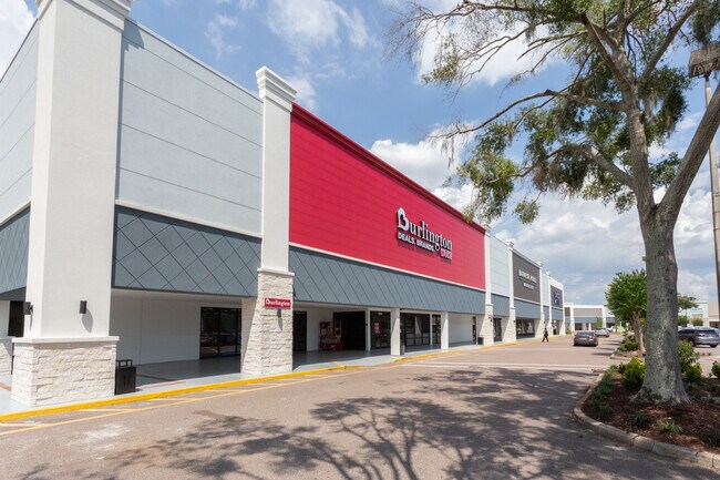 Plus de détails pour 13115-13149 N Dale Mabry Hwy, Tampa, FL - Commerce de détail, Industriel à louer
