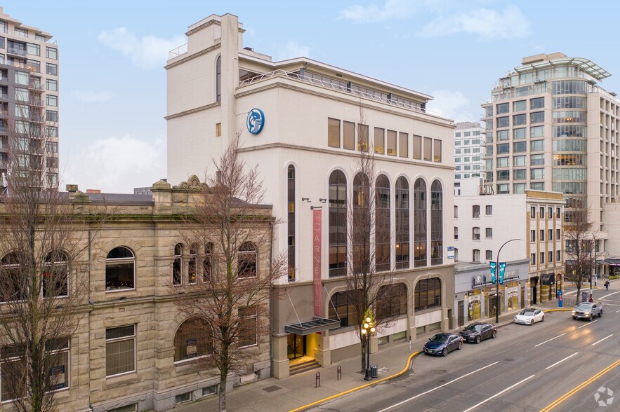 1312 Blanshard St, Victoria, BC à louer - Photo du bâtiment - Image 1 de 4