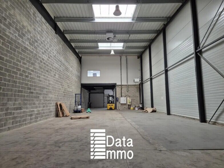 Industrial in Bussy-Saint-Georges for lease - Building Photo - Image 2 of 7